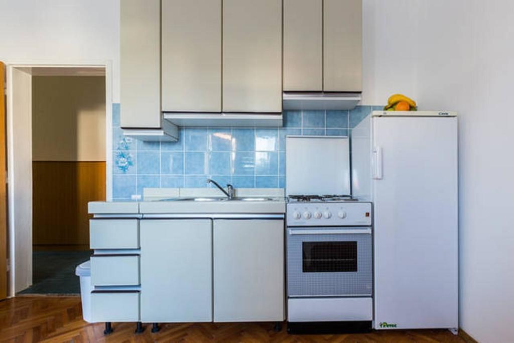 Apartments A & G Petrovic 피로바츠 외부 사진