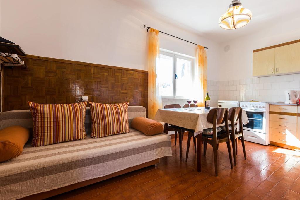 Apartments A & G Petrovic 피로바츠 외부 사진